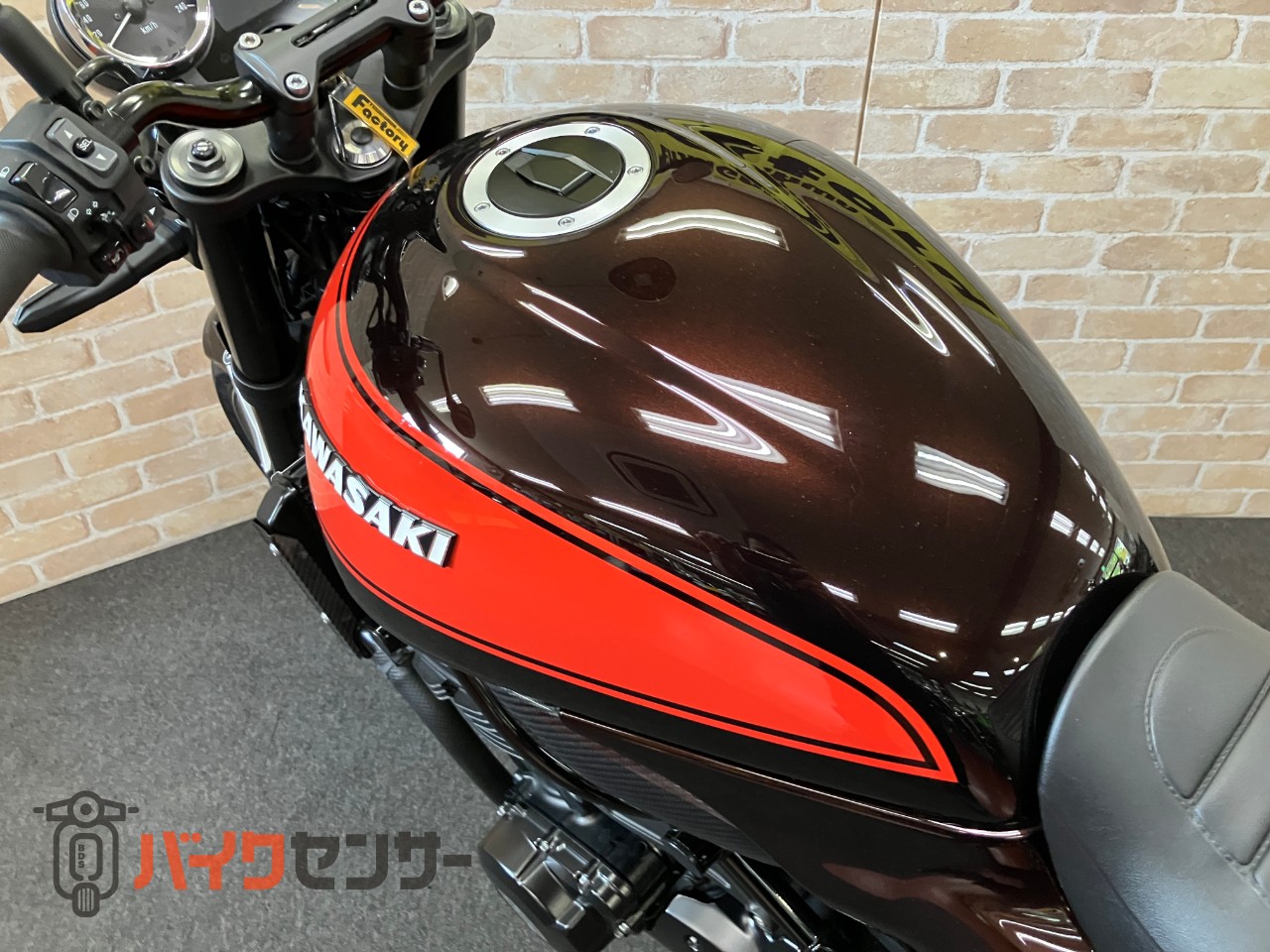 Z900RS 火の玉ファーストエディション ストライカー ブラックマフラー ステップ ロングテール フェンダーレス スライダー_31