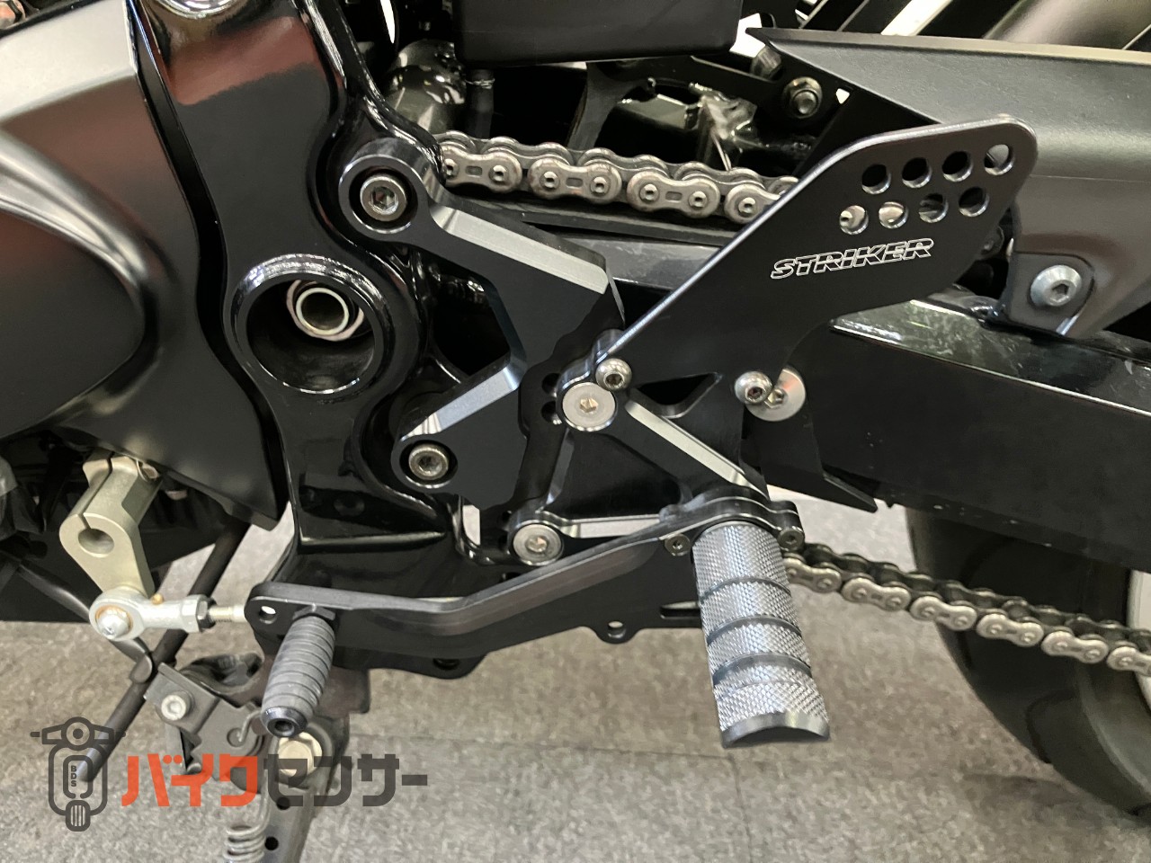 Z900RS 火の玉ファーストエディション ストライカー ブラックマフラー ステップ ロングテール フェンダーレス スライダー_40