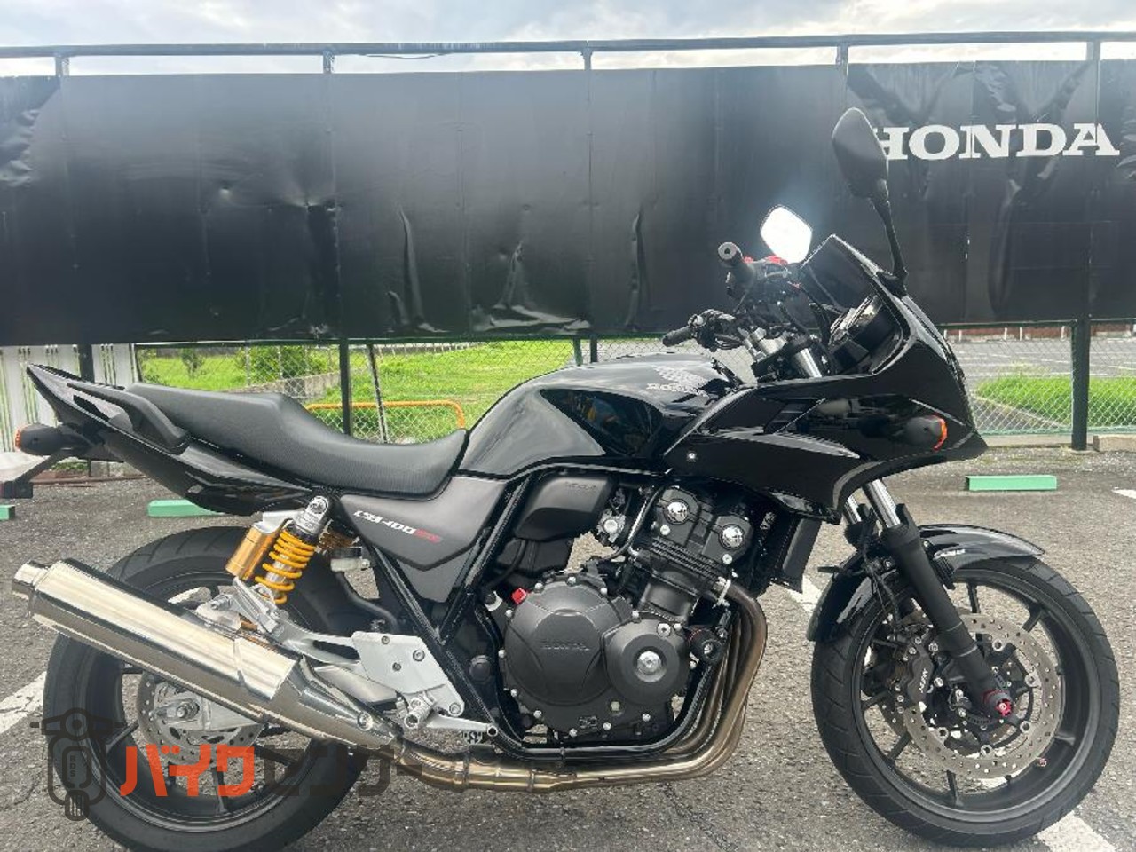 CB400SF コレクション nc39バイク用タンク 黒と黄色の炎模様 CB400SF