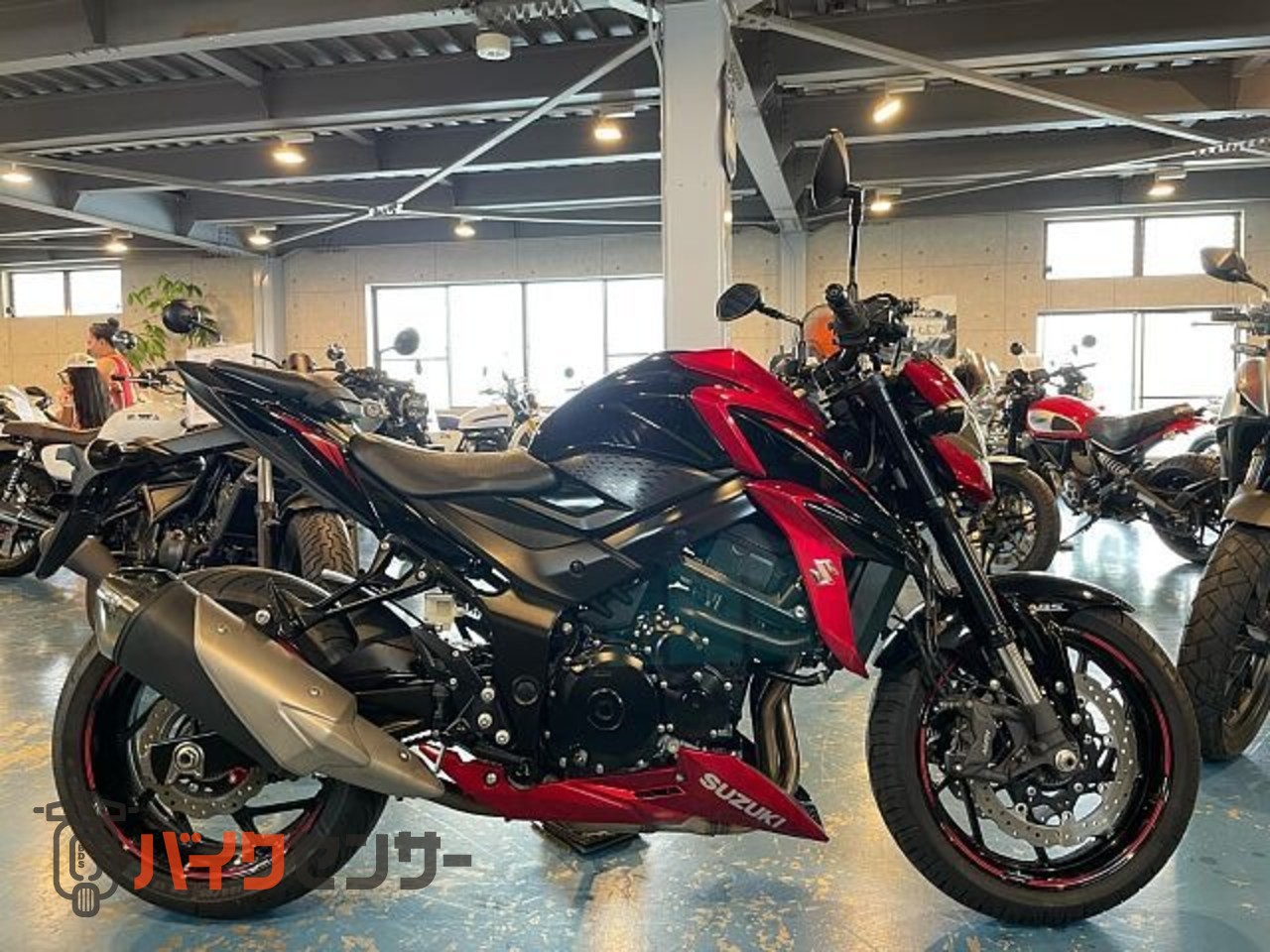 スズキ GSX-S750 スズキ正規取扱店! 絶版750ストリートファイター
