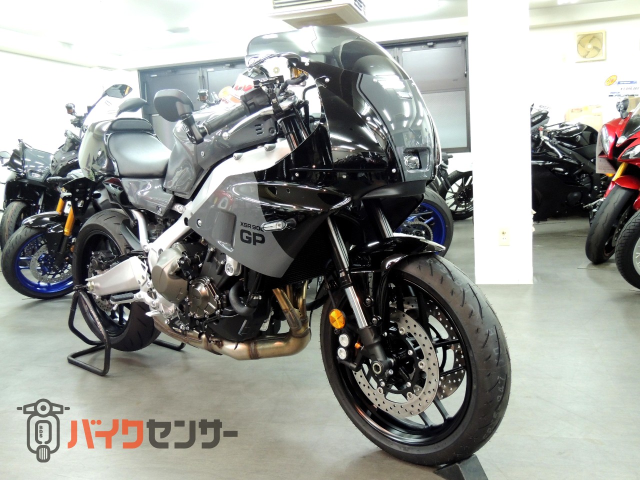 ヤマハ XSR900GP スモークスクリーン シートカウル B554969| BDSバイク