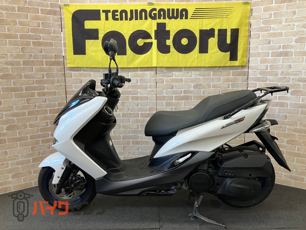 マジェスティ155S 2020年最終モデル　リアキャリア　ETC　　ホワイト_1
