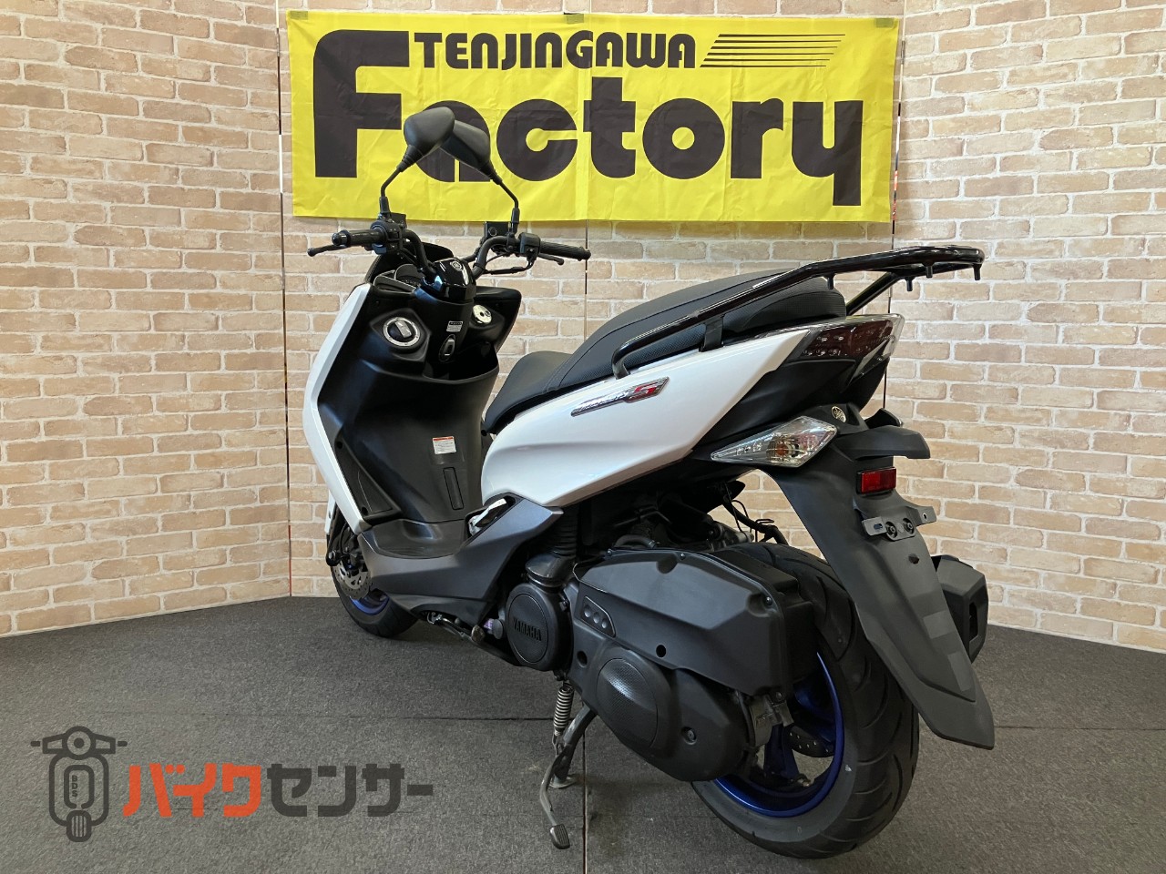 マジェスティ155S 2020年最終モデル　リアキャリア　ETC　　ホワイト_5
