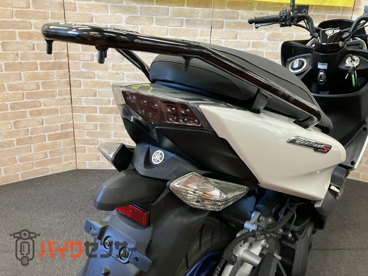 マジェスティ155S 2020年最終モデル　リアキャリア　ETC　　ホワイト_7