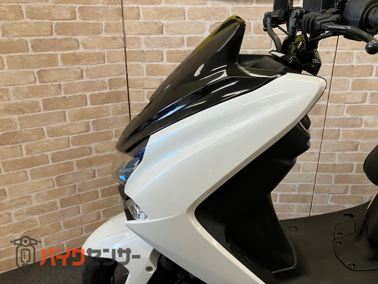 マジェスティ155S 2020年最終モデル　リアキャリア　ETC　　ホワイト_15