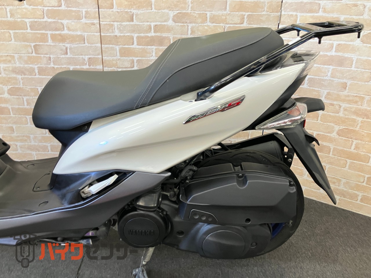 マジェスティ155S 2020年最終モデル　リアキャリア　ETC　　ホワイト_18