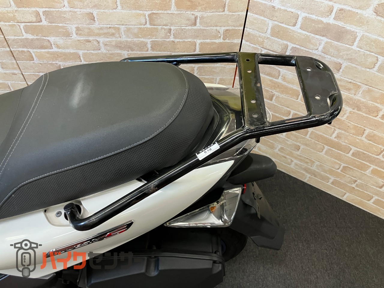 マジェスティ155S 2020年最終モデル　リアキャリア　ETC　　ホワイト_19