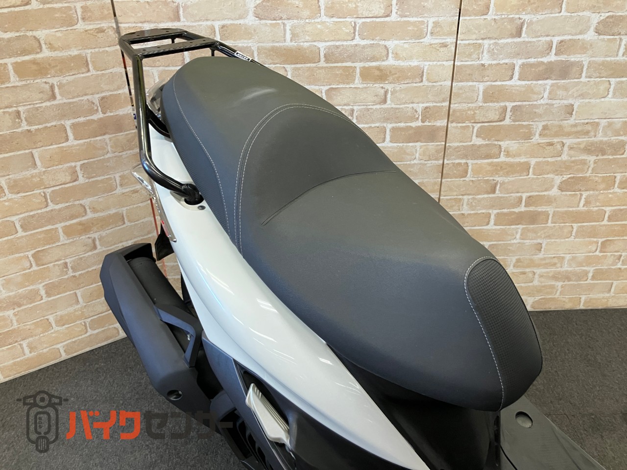 マジェスティ155S 2020年最終モデル　リアキャリア　ETC　　ホワイト_28