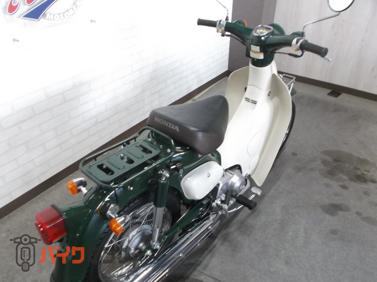 ホンダ リトルカブ セル付き4速ミッションのキャブレターモデルです