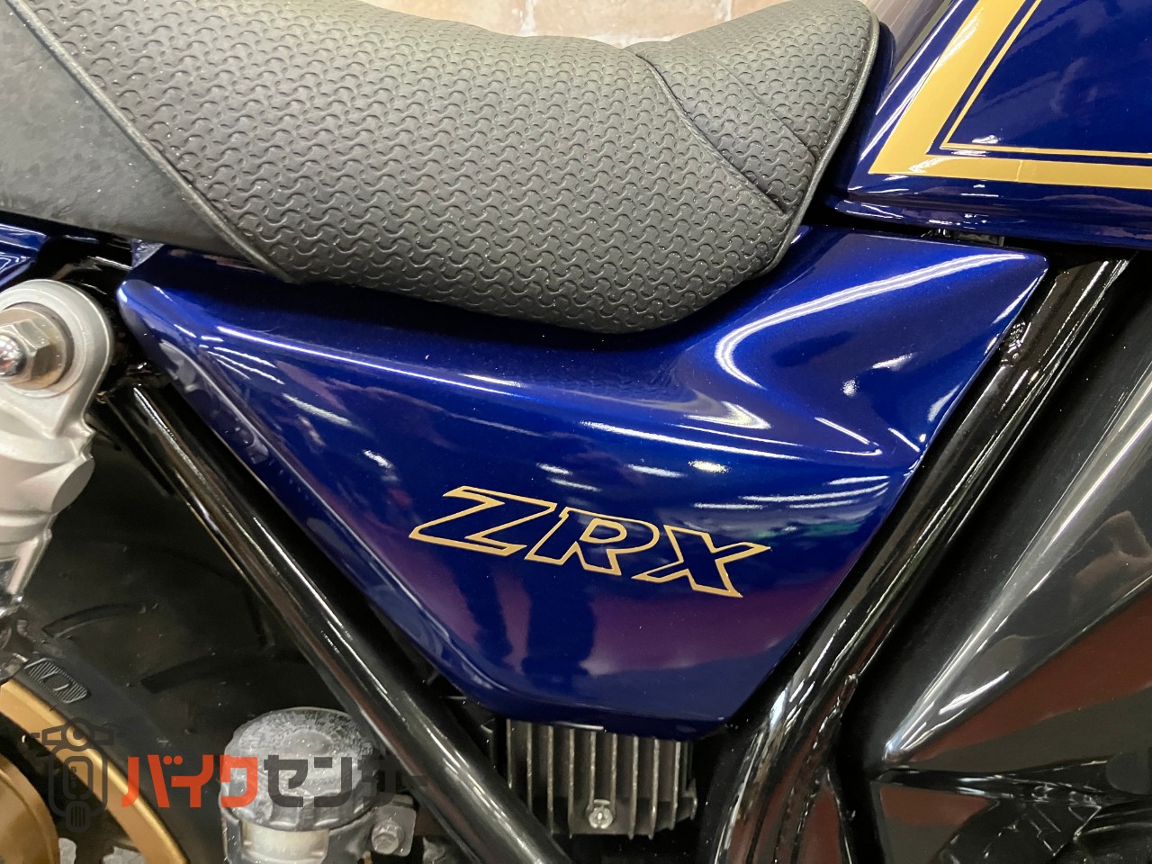 ZRX400 中期モデル　マーク2カラー　ゴールドホイール　オリジナルペイント　フェンダーレス　ハンドル　メッシュホース　ブルー_25