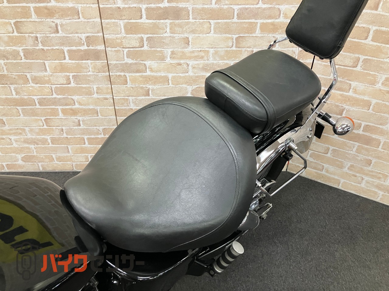 シャドウ400　バックレスト　ブラックオールペイント_9