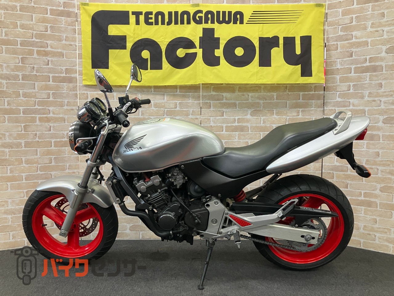 HORNET250 赤ホイール　中期型ガソリンメーター装備_1