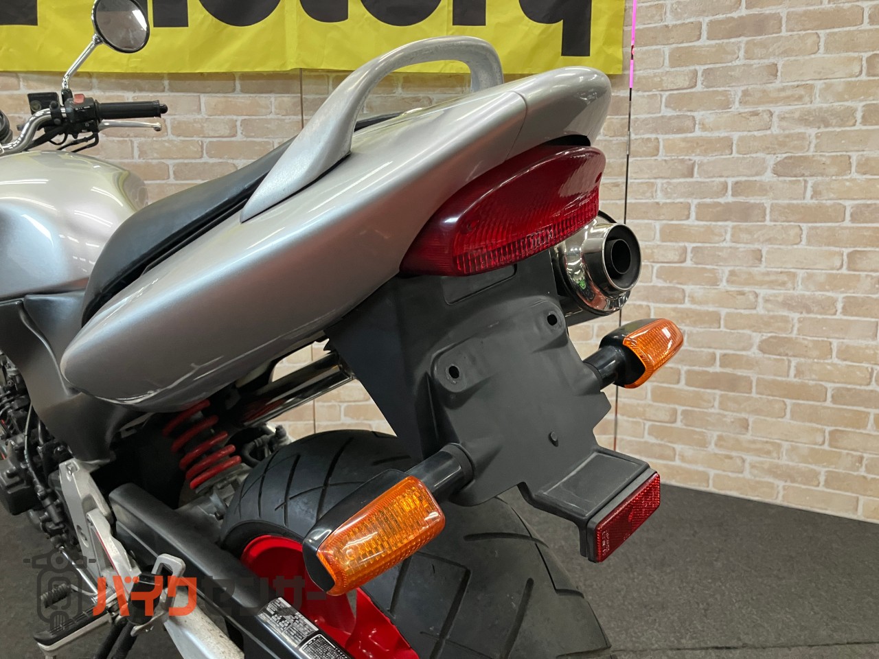 HORNET250 赤ホイール　中期型ガソリンメーター装備_13