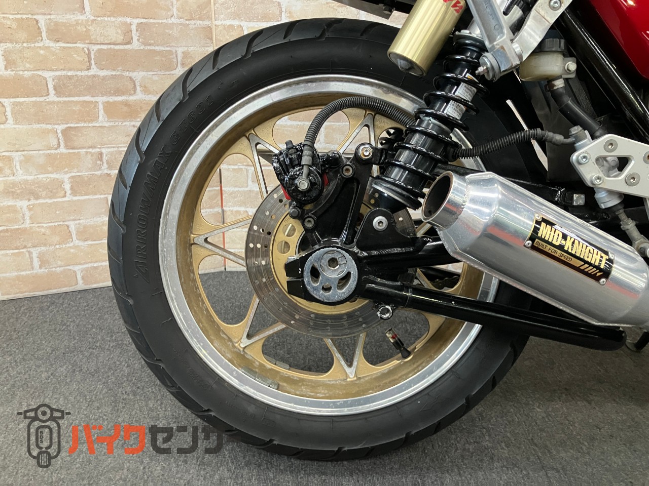 ZRX400 cibieヘッドライト　ミッドナイトマフラー　18インチキャストホイール　ハンドル　BEETハイパーバンク　エンジンカバー等_9