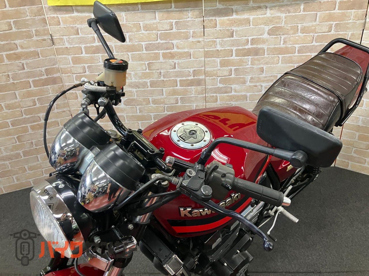 ZRX400 cibieヘッドライト　ミッドナイトマフラー　18インチキャストホイール　ハンドル　BEETハイパーバンク　エンジンカバー等_31