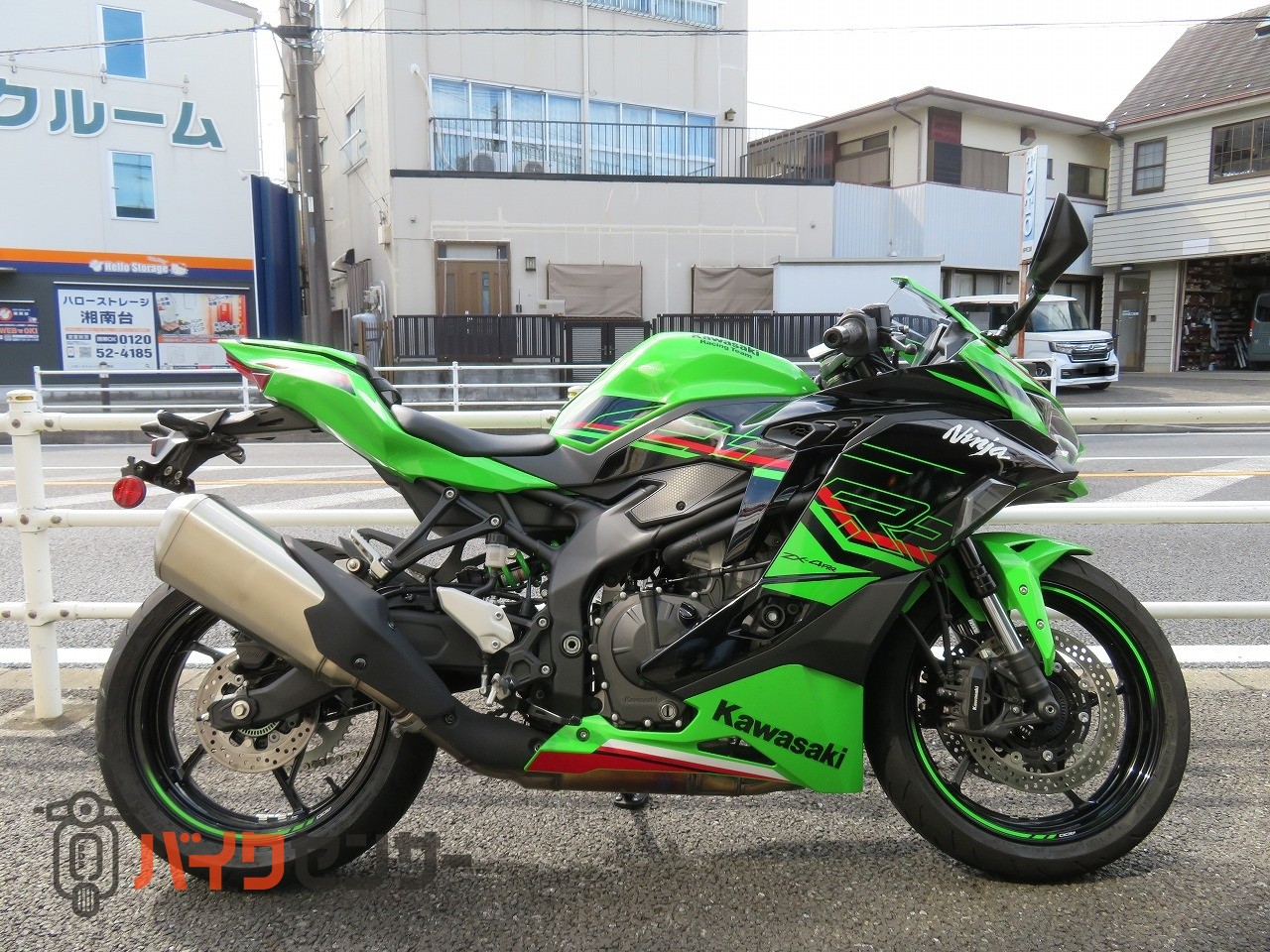 なか　CRFT-1 ULTRA RARE JAPAN LIMITED カワサキ、「Ninja ZX-4R SE」「Ninja ZX-4RR KRT EDITION」7月