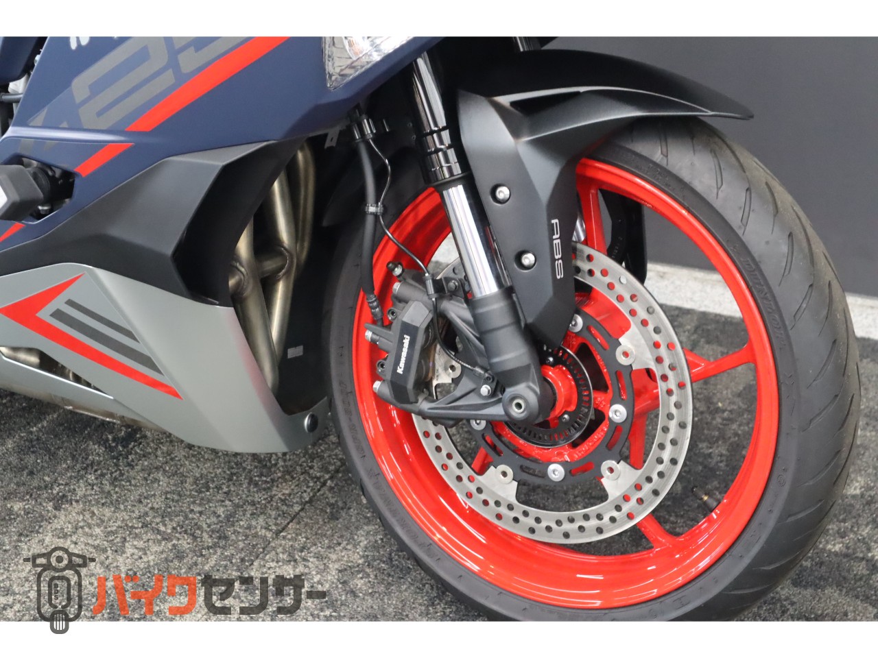 カワサキ NINJA ZX-25R SE 2022モデル登録済み車両 オリジナル赤