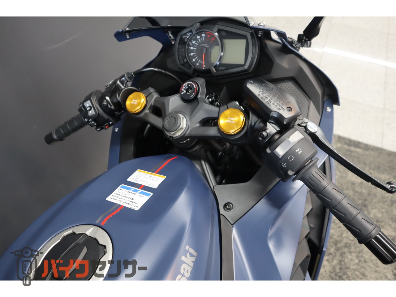 カワサキ NINJA ZX-25R SE 2022モデル登録済み車両 オリジナル赤