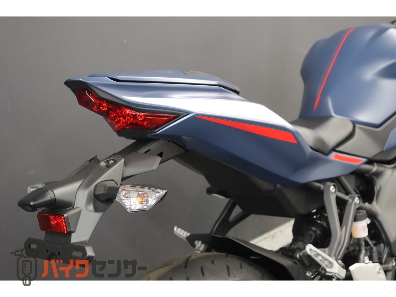 カワサキ NINJA ZX-25R SE 2022モデル登録済み車両 オリジナル赤