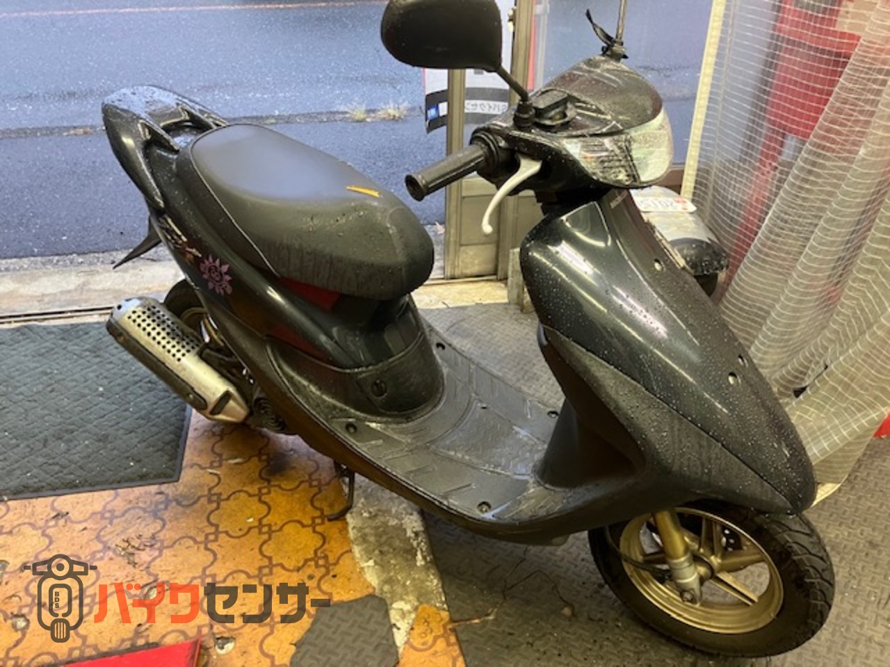 全部使用済みだよ 露出用丸形ボックス(カブセ蓋) 1方出～4方出 未来工業 丸型