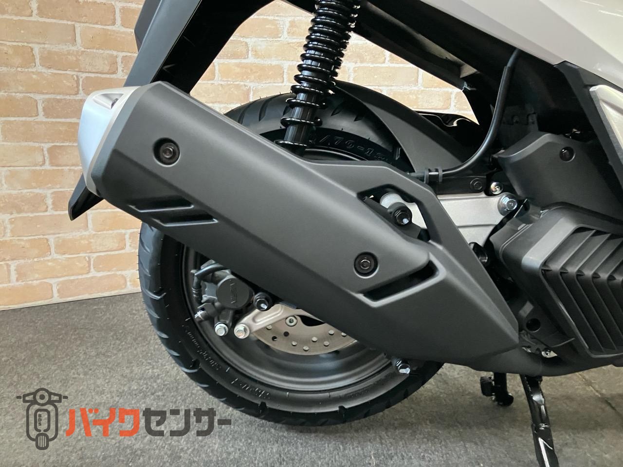 PCX125 新型　2025年モデル　スマートキー　LEDヘッドライト　メットイン　サイドスタンド_11