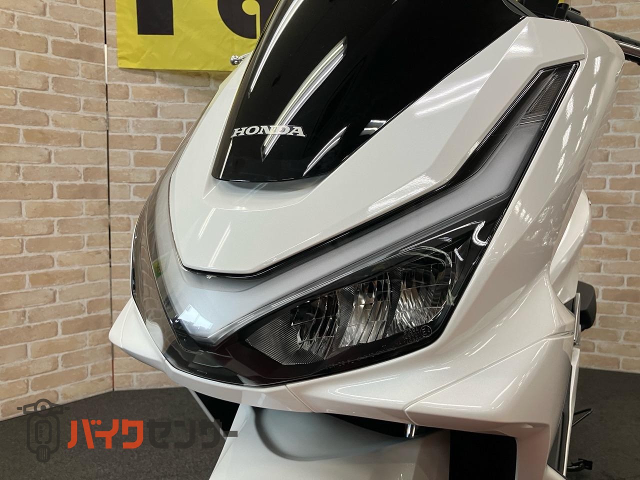 PCX125 新型　2025年モデル　スマートキー　LEDヘッドライト　メットイン　サイドスタンド_18