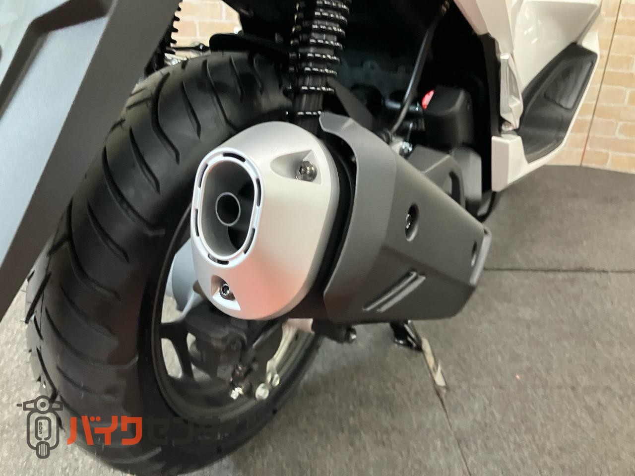 PCX125 新型　2025年モデル　スマートキー　LEDヘッドライト　メットイン　サイドスタンド_19