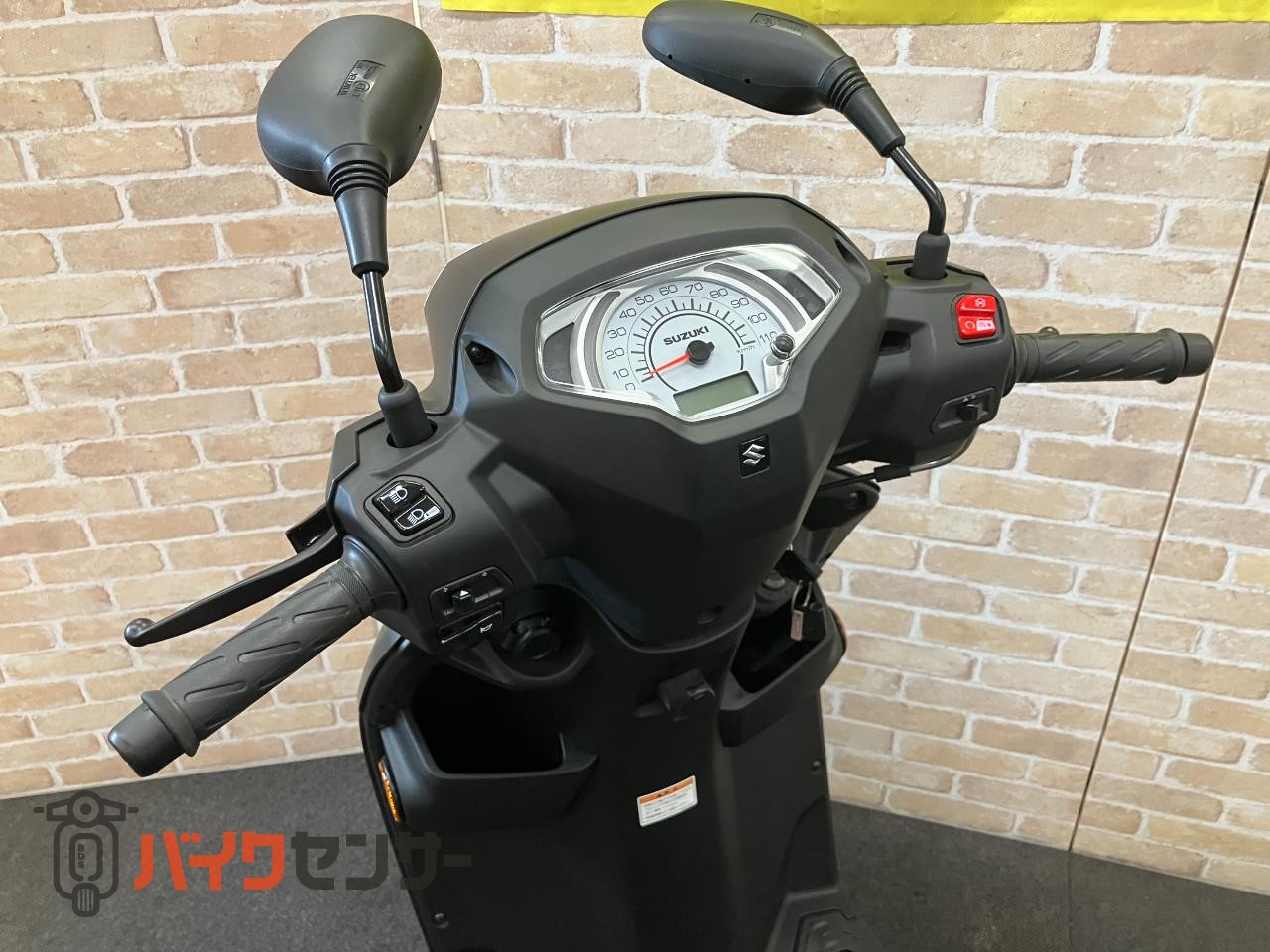 アドレス１２５　２０２６年モデル　　SEPエンジン　リアキャリア　ＬＥＤヘッドライト　フラットフロアー　国内仕様　新車_9