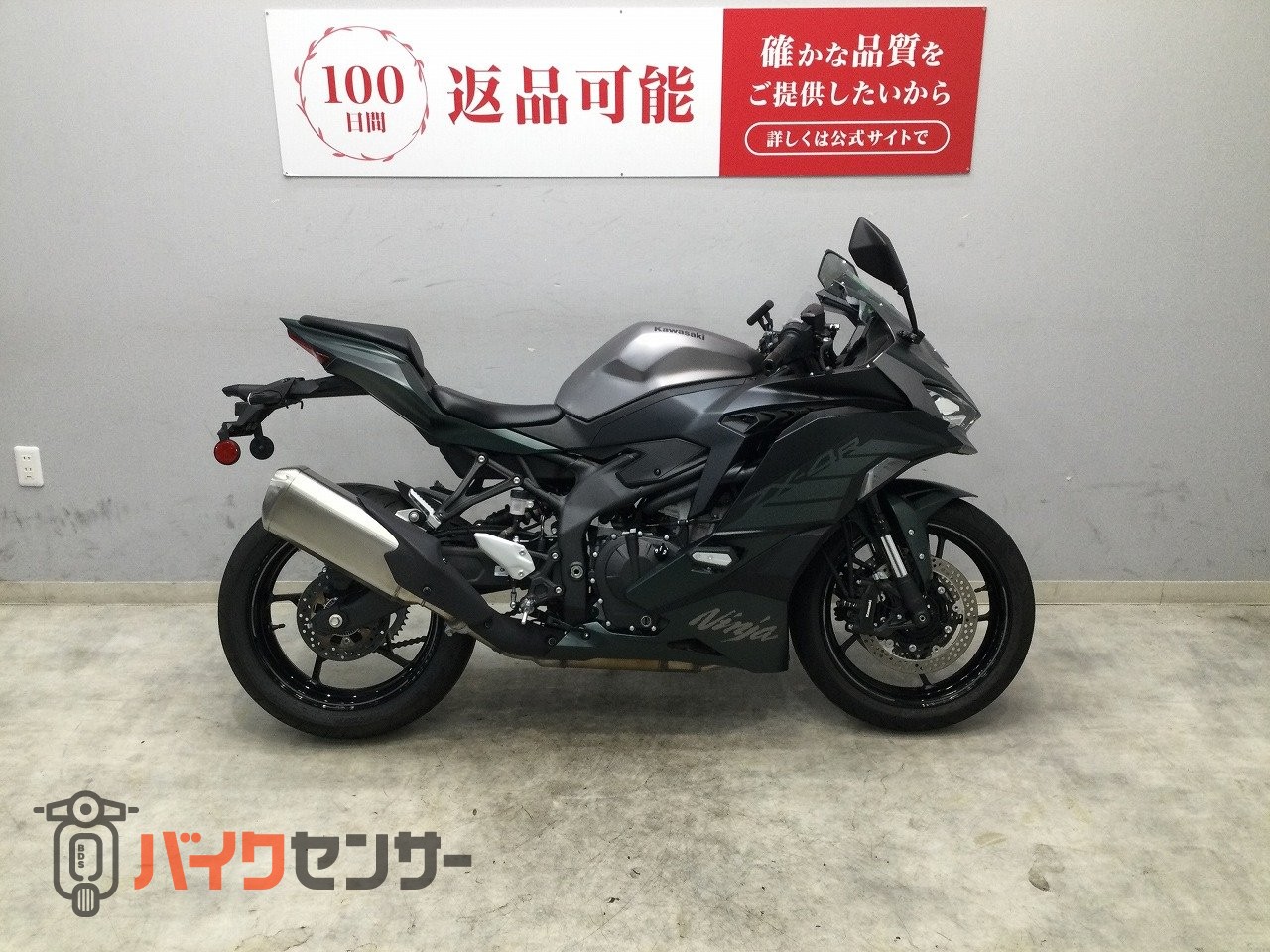 It出品です。 Onitsuka Tiger tシャツ GRAPHIC TEE / グラフィックティー