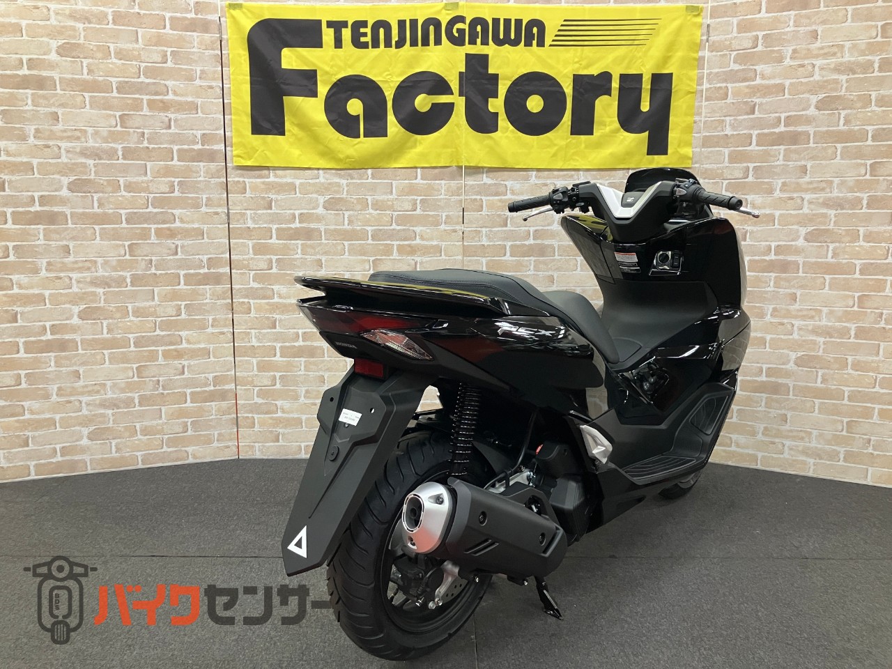 PCX125 ＡＢＳ　スマートキー　デジタルメーター　ＬＥDヘッドライト_4
