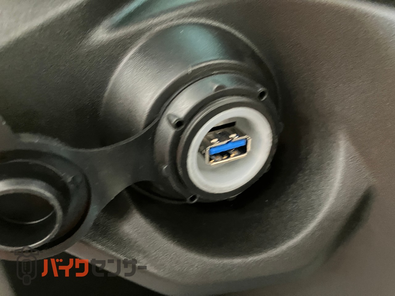 アドレス１２５　２０２６年モデル　　SEPエンジン　リアキャリア　ＬＥＤヘッドライト　フラットフロアー　国内仕様　新車_9