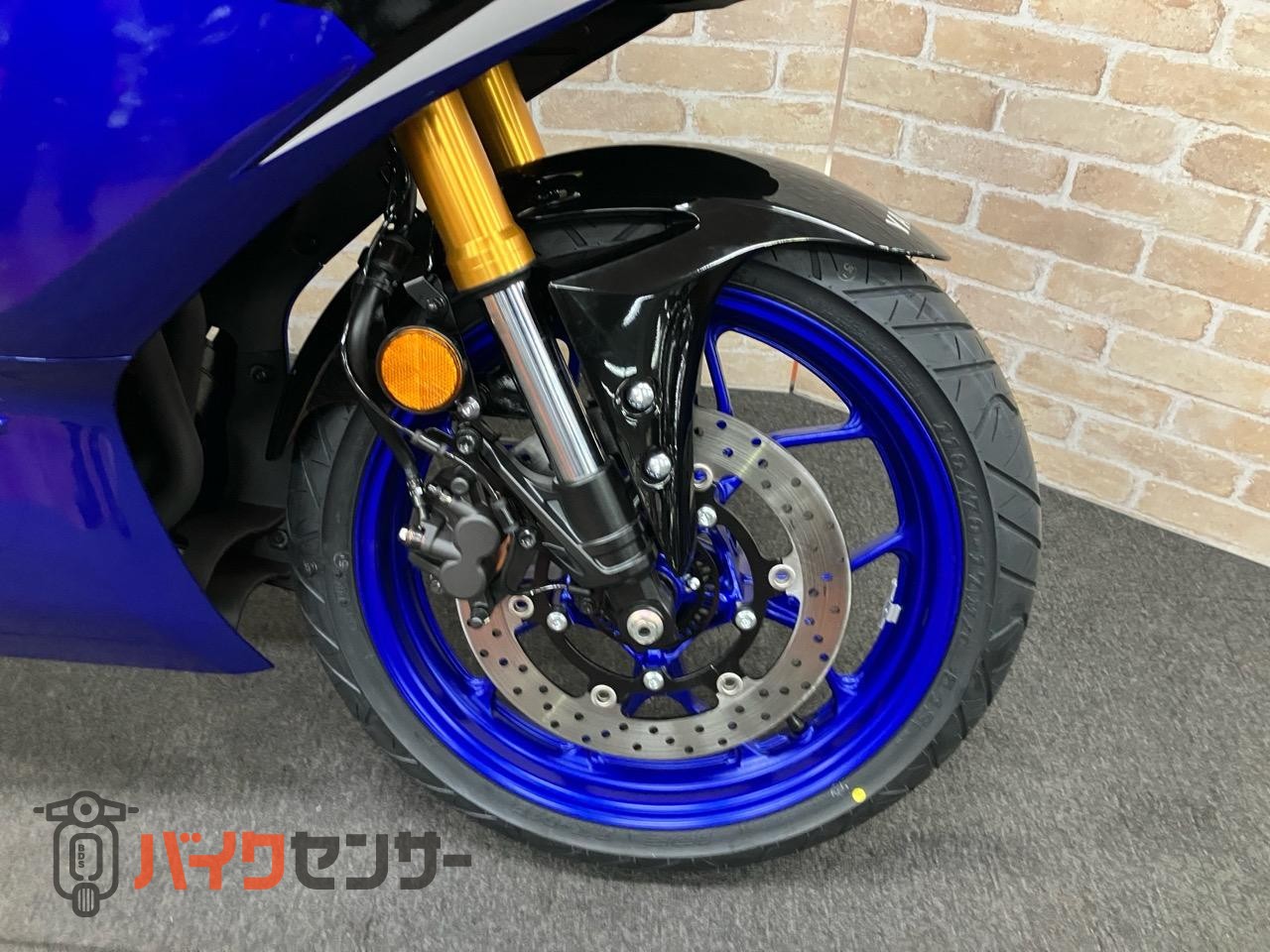 ＹＺＦ－Ｒ２５　ＡＢＳ　新型　ＬＥＤヘッドライト　倒立フォーク　セパレートハンドル_11
