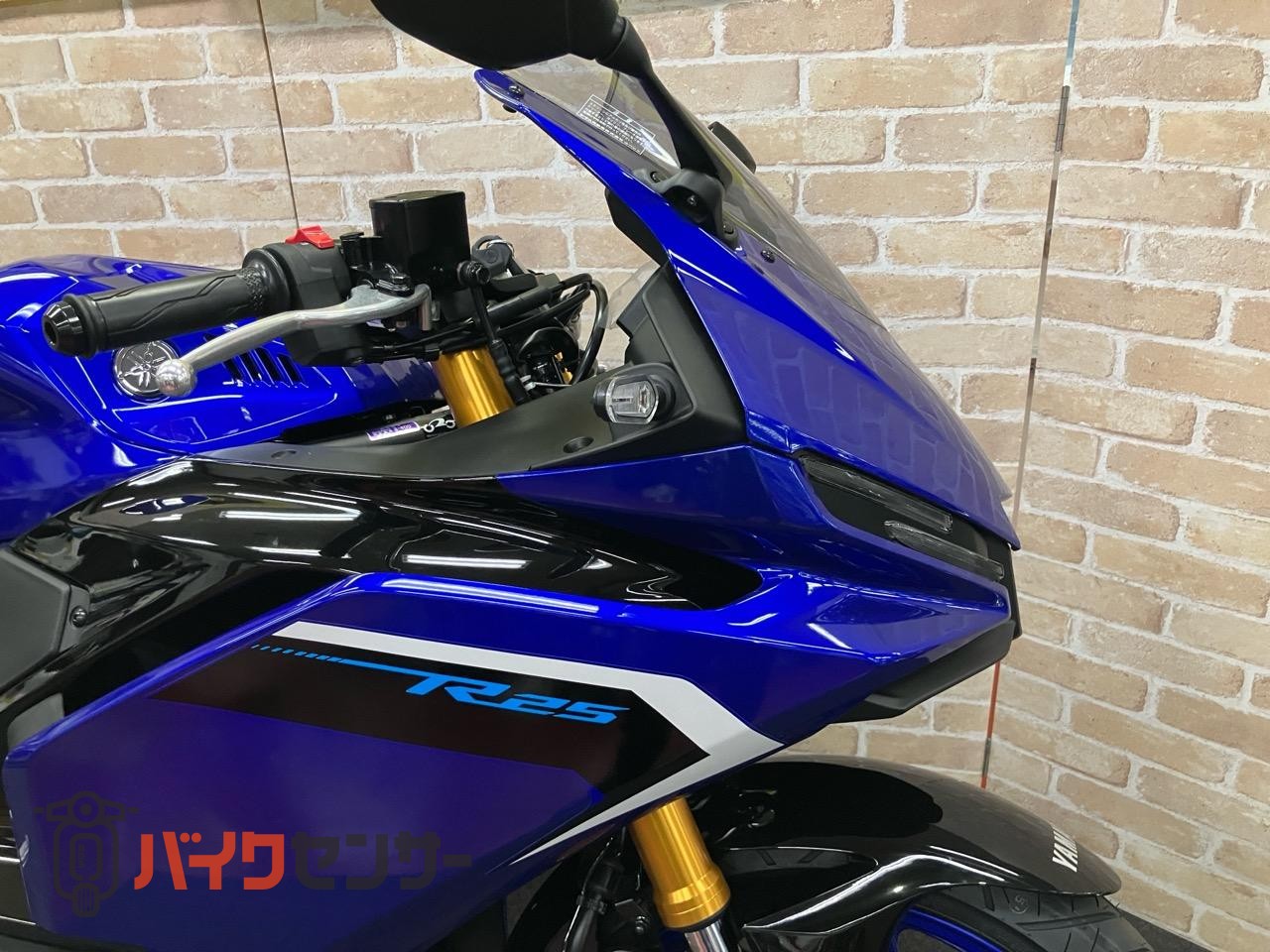 ＹＺＦ－Ｒ２５　ＡＢＳ　新型　ＬＥＤヘッドライト　倒立フォーク　セパレートハンドル_12