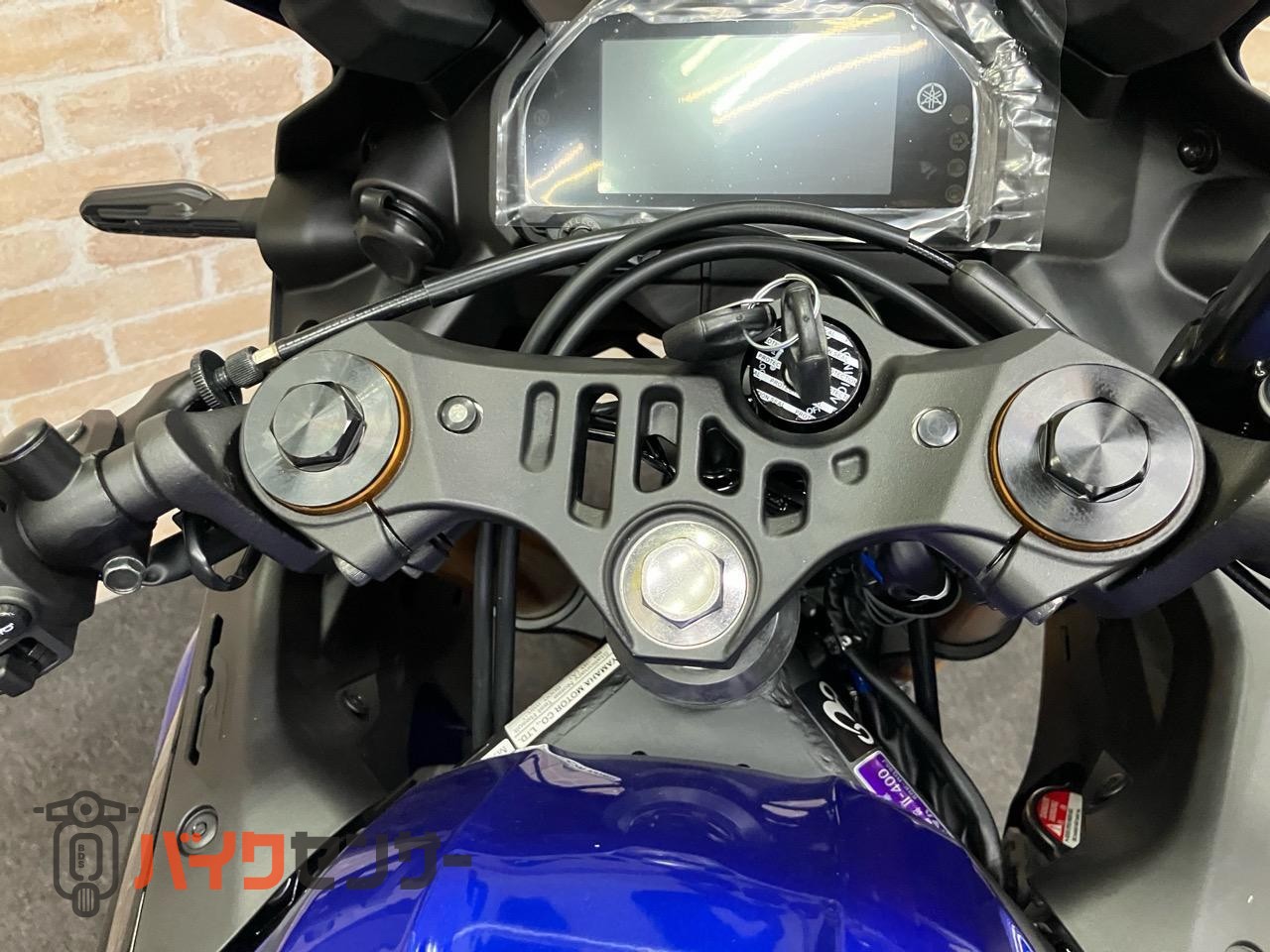 ＹＺＦ－Ｒ２５　ＡＢＳ　新型　ＬＥＤヘッドライト　倒立フォーク　セパレートハンドル_13