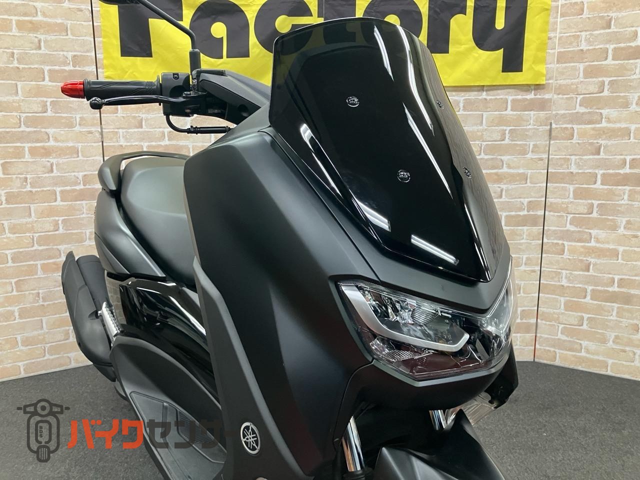 NMAX155　ＡＢＳ　ＳＧ６６Ｊ　スマートキー　マルチバー　前後ディスクブレーキ　サイドスタンド　メットイン_5