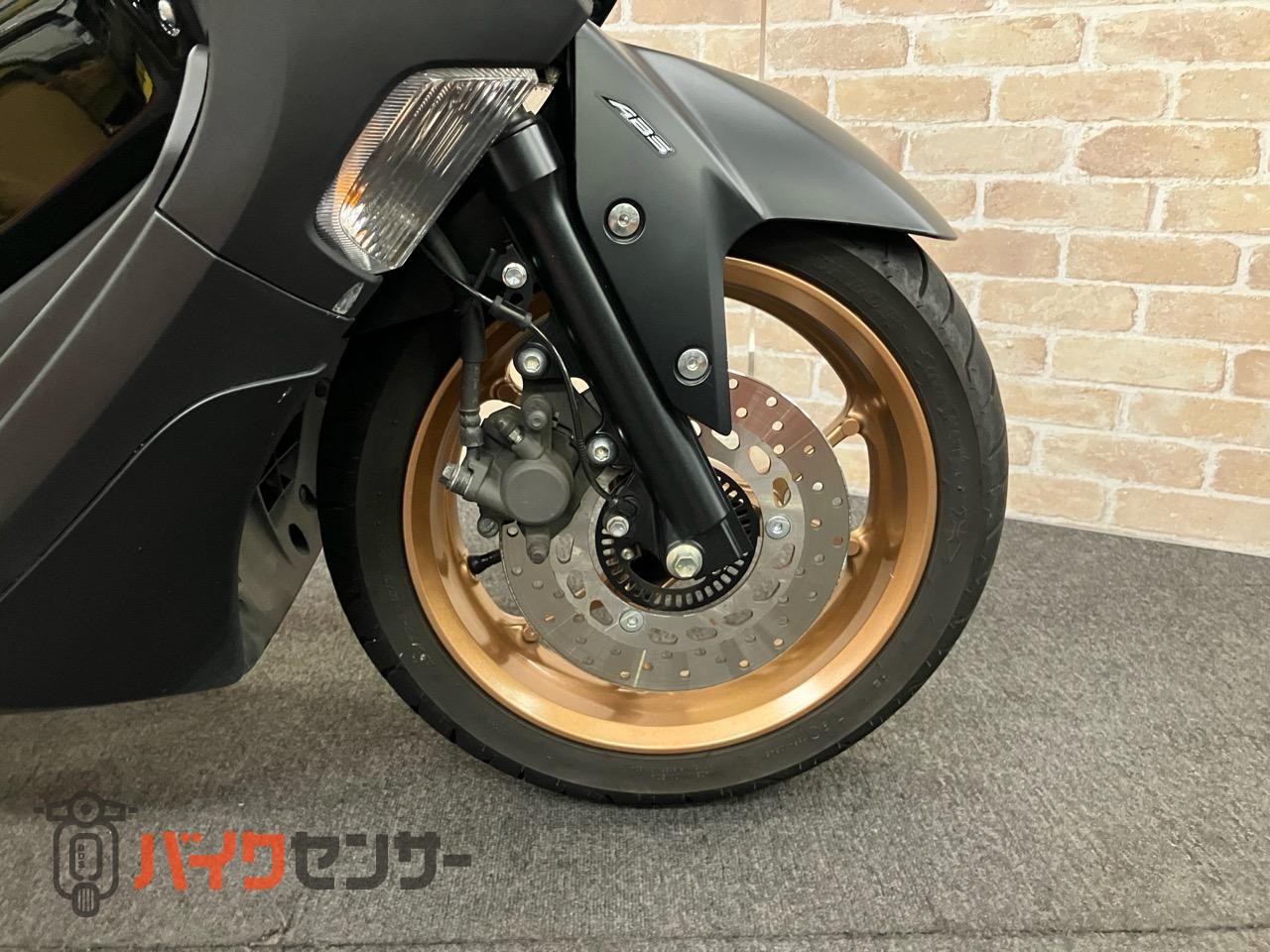 NMAX155　ＡＢＳ　ＳＧ６６Ｊ　スマートキー　マルチバー　前後ディスクブレーキ　サイドスタンド　メットイン_14