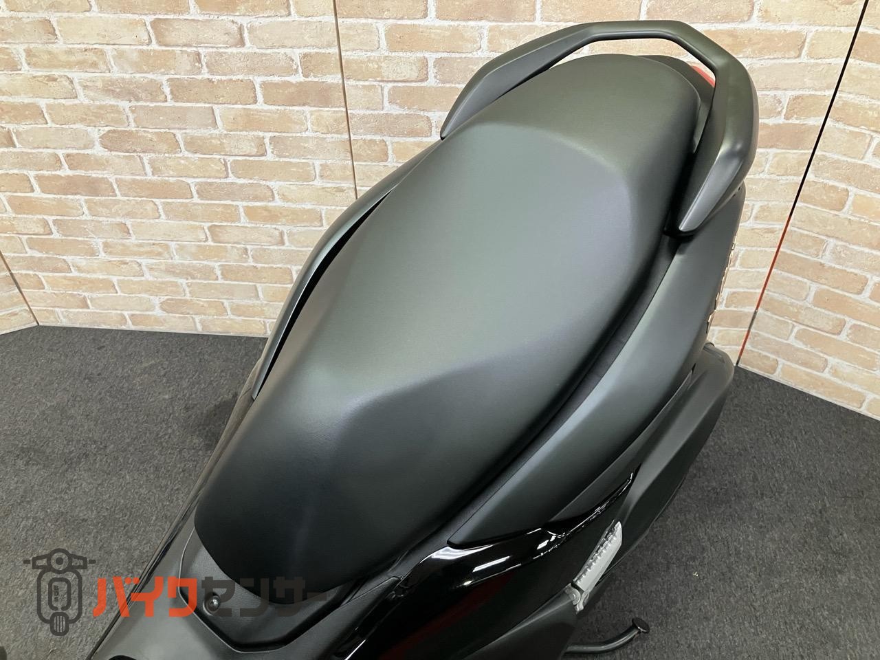 NMAX155　ＡＢＳ　ＳＧ６６Ｊ　スマートキー　マルチバー　前後ディスクブレーキ　サイドスタンド　メットイン_23