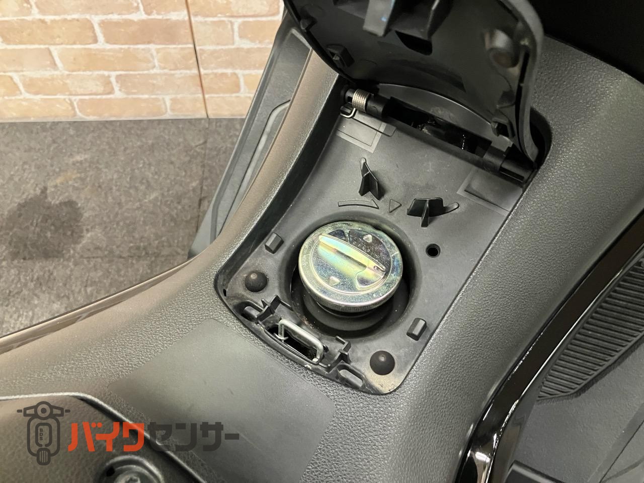 NMAX155　ＡＢＳ　ＳＧ６６Ｊ　スマートキー　マルチバー　前後ディスクブレーキ　サイドスタンド　メットイン_26