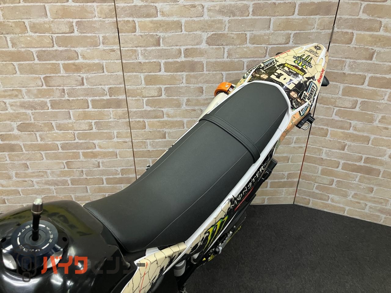 WR250X FMFサイレンサー　SP忠男エキパイ　ZETAハンドル　ガード　Ｆサススプリング　フェンダーレス　シート低反発加工_17