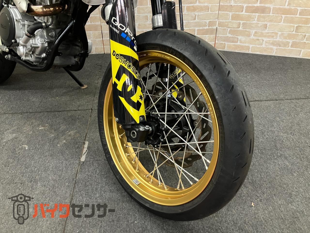 WR250X FMFサイレンサー　SP忠男エキパイ　ZETAハンドル　ガード　Ｆサススプリング　フェンダーレス　シート低反発加工_20