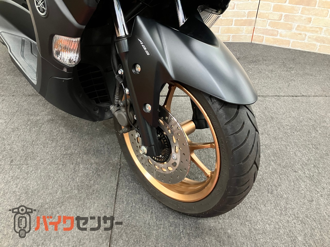 NMAX155　マットブラック　高速道路ＯＫ！　ゴールドホイール　スマートキー　ＬＥＤヘッドライト_8