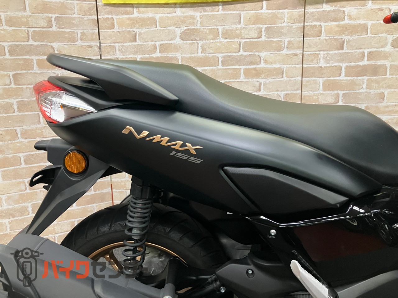 NMAX155　マットブラック　高速道路ＯＫ！　ゴールドホイール　スマートキー　ＬＥＤヘッドライト_22