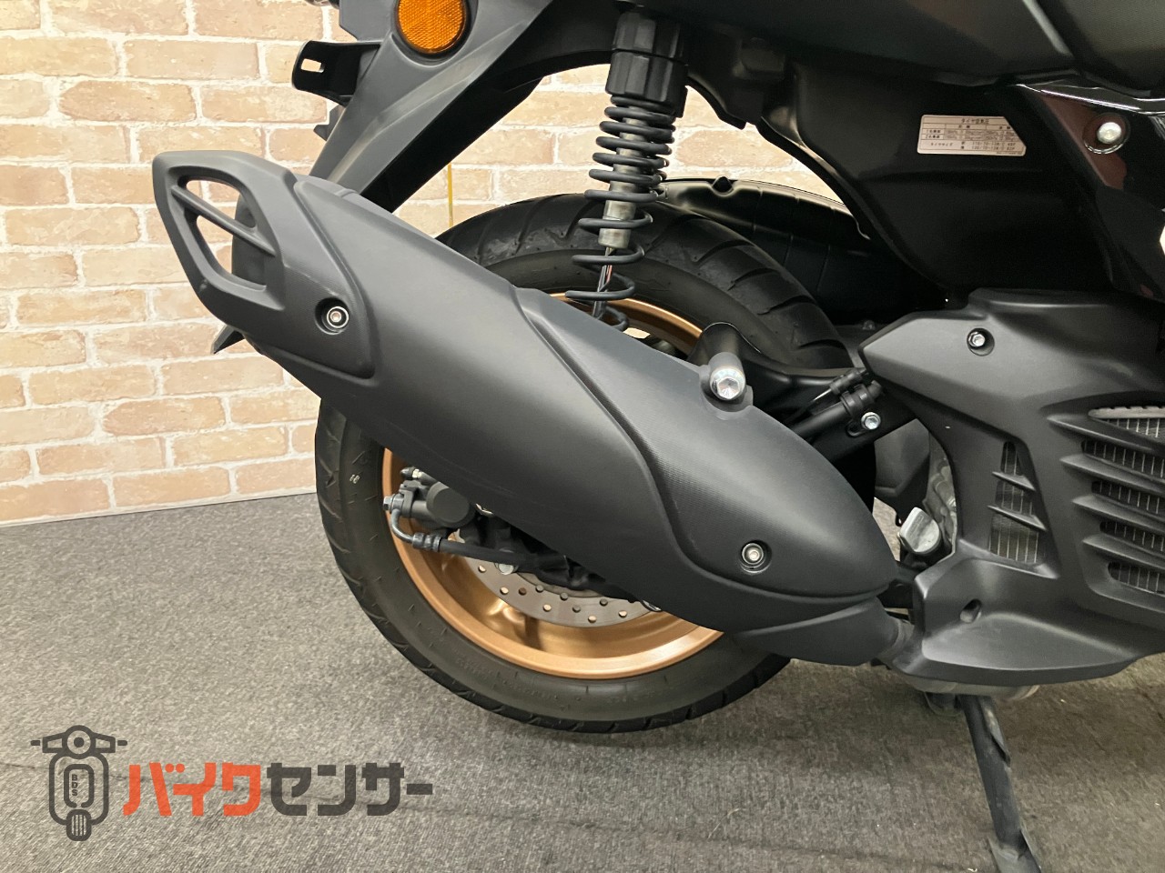 NMAX155　マットブラック　高速道路ＯＫ！　ゴールドホイール　スマートキー　ＬＥＤヘッドライト_23