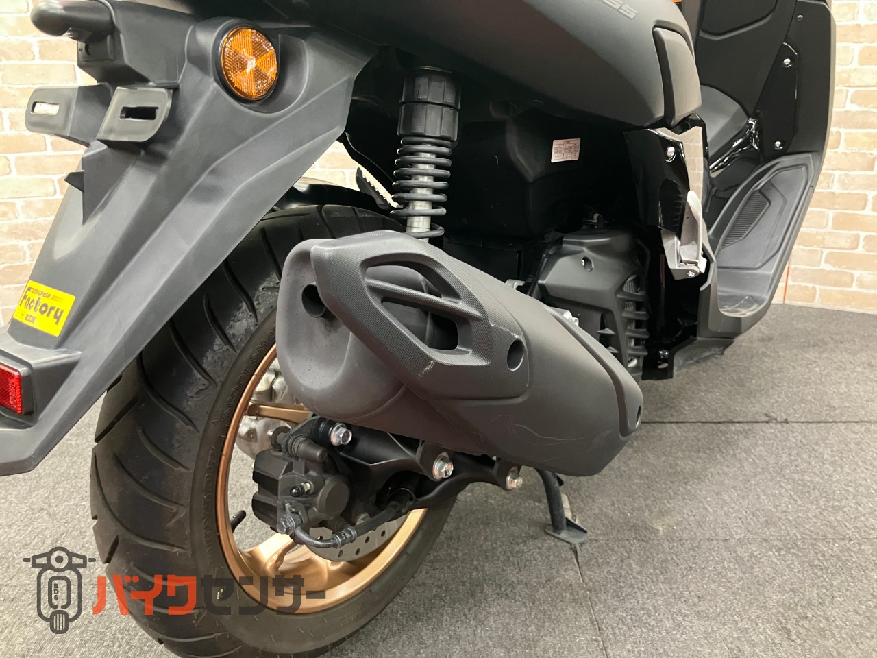 NMAX155　マットブラック　高速道路ＯＫ！　ゴールドホイール　スマートキー　ＬＥＤヘッドライト_25