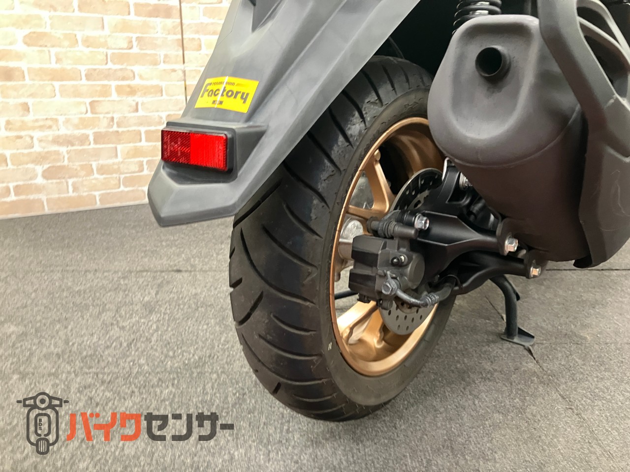 NMAX155　マットブラック　高速道路ＯＫ！　ゴールドホイール　スマートキー　ＬＥＤヘッドライト_26