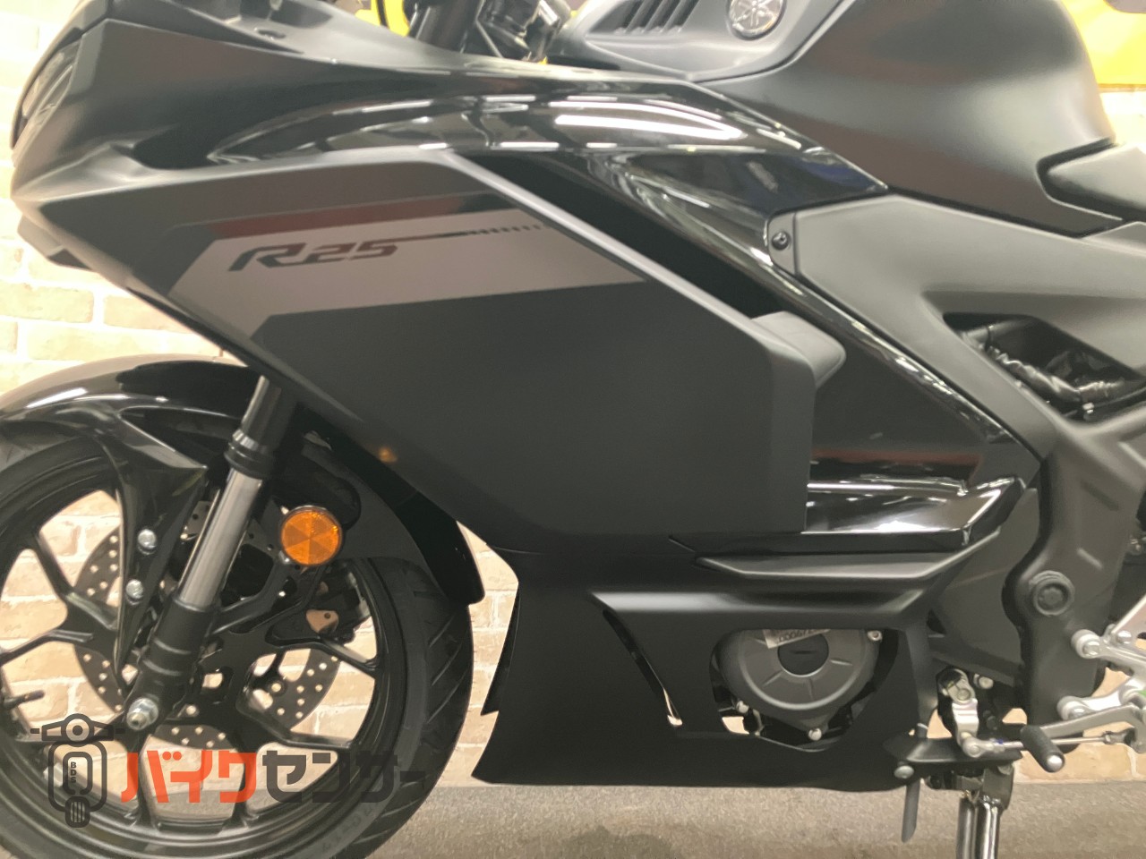 YZF-R25　最新モデル！_15
