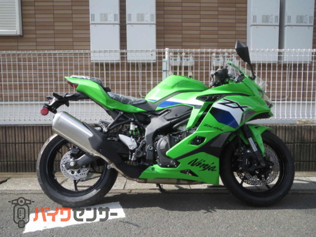 絞り風模様 深緑 スーツ 絞り風模様 深緑 スーツ