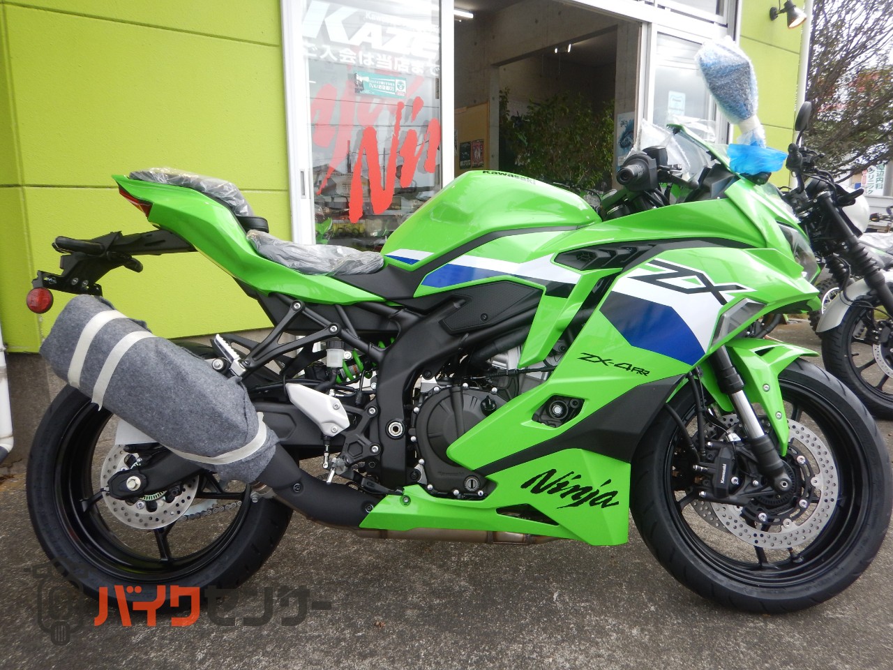 グリーンバイク販売中！ 新商品 カワサキ Ninja ZX－4R シリーズ 発表 | 川口輪業