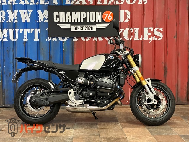 R12 nine T　デジタルメーター　ヘプコ＆ベッカーエンジンガード　ヘプコ＆ベッカートップケースホルダー　ＵＳＢ　ＥＴＣ２．０