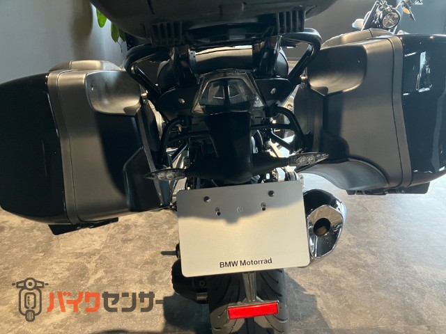 R1250RS ボクサーエンジン タイヤ前後新品交換 純正トップケース 純正